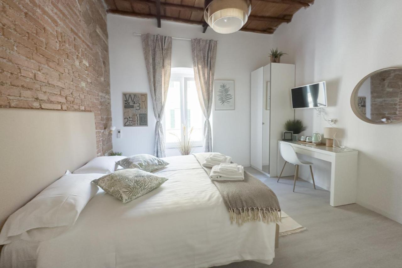 White Ostilia Guesthouse Rome Exterior photo